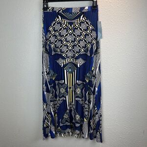 NWT Passports Skirt Size S